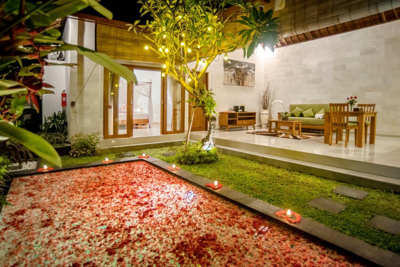 Sandi Agung Villa Bidadari Seminyak  Exterior photo