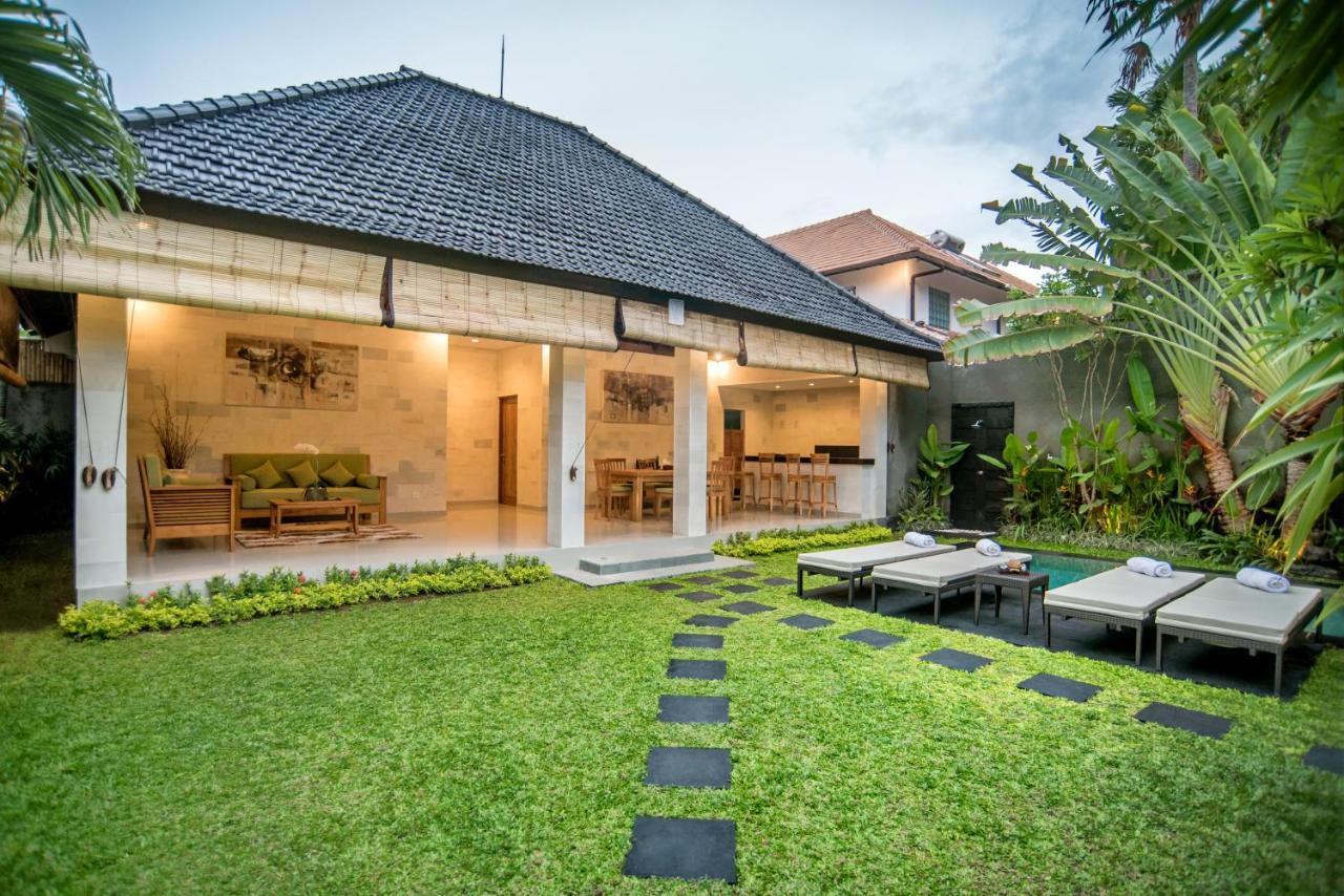 Sandi Agung Villa Bidadari Seminyak  Exterior photo